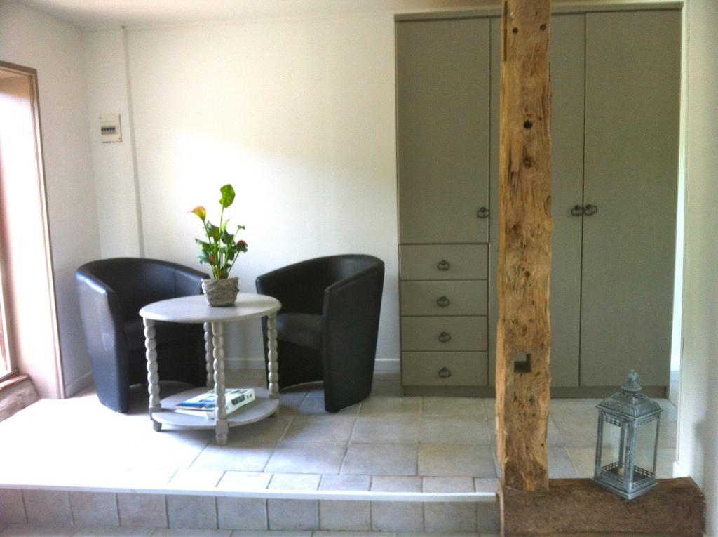 Manerbe Le Champ Des Possibles B&B 외부 사진